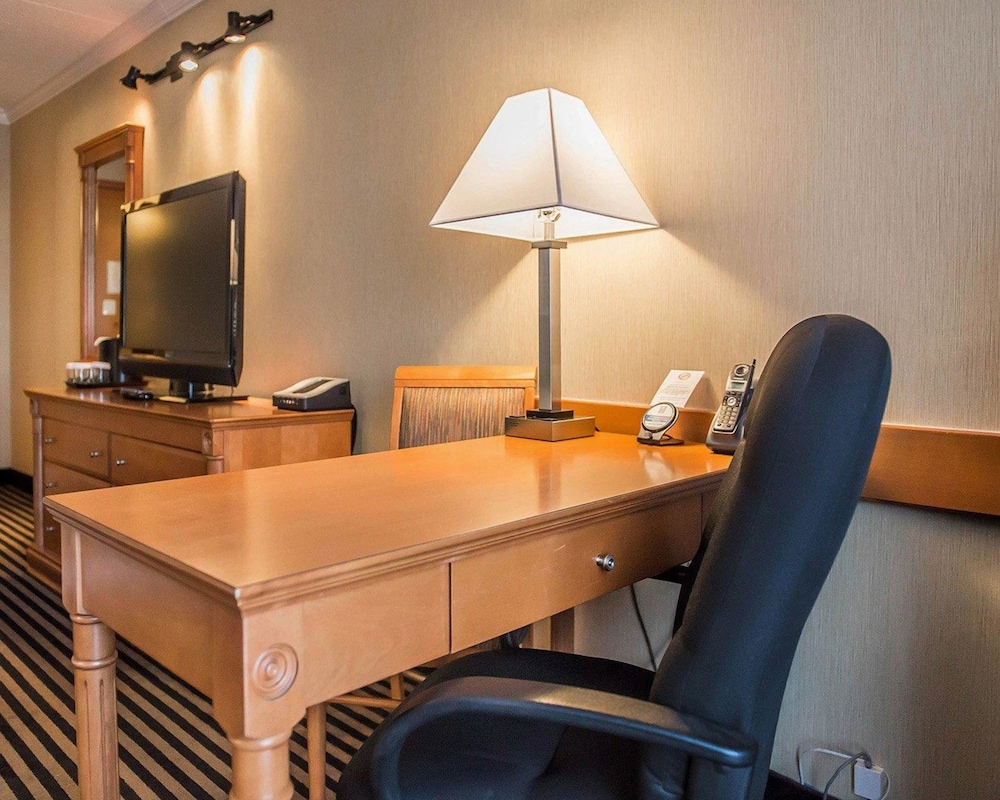 comfort inn brockville