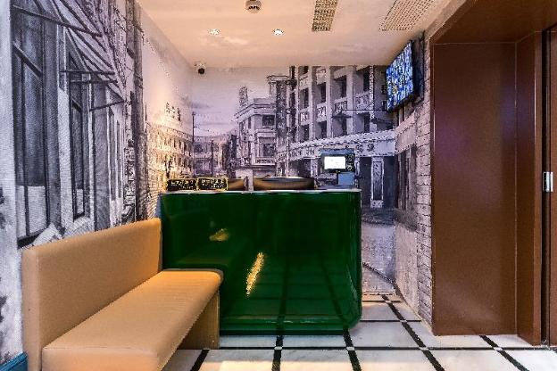 jinglai hotel shanghai bund east nanjing road pedestrian street