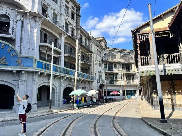 jinglai hotel shanghai bund east nanjing road pedestrian street