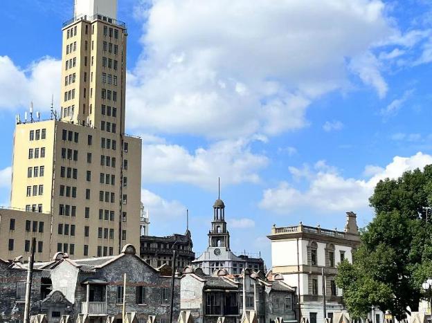 jinglai hotel shanghai bund east nanjing road pedestrian street