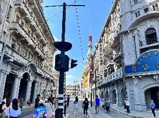 jinglai hotel shanghai bund east nanjing road pedestrian street