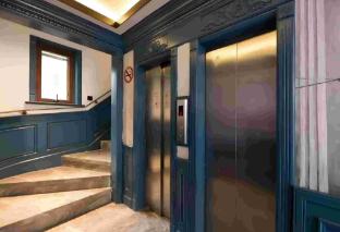 jinglai hotel shanghai bund east nanjing road pedestrian street