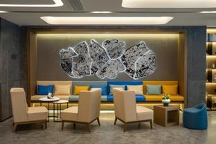 jinglai hotel shanghai bund east nanjing road pedestrian street