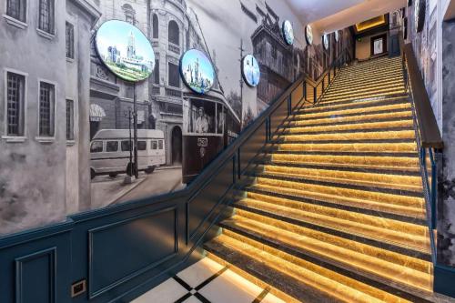 jinglai hotel shanghai bund east nanjing road pedestrian street