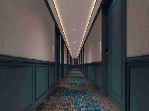 jinglai hotel shanghai bund east nanjing road pedestrian street