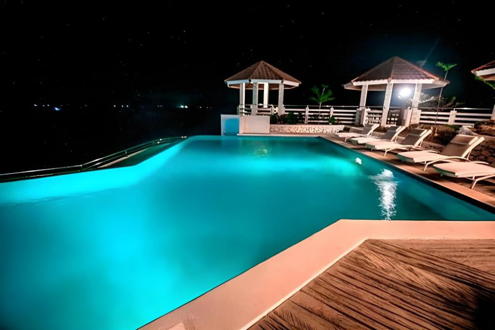 villa angelina luxury suites