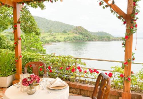 villa angelina luxury suites