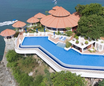 villa angelina luxury suites