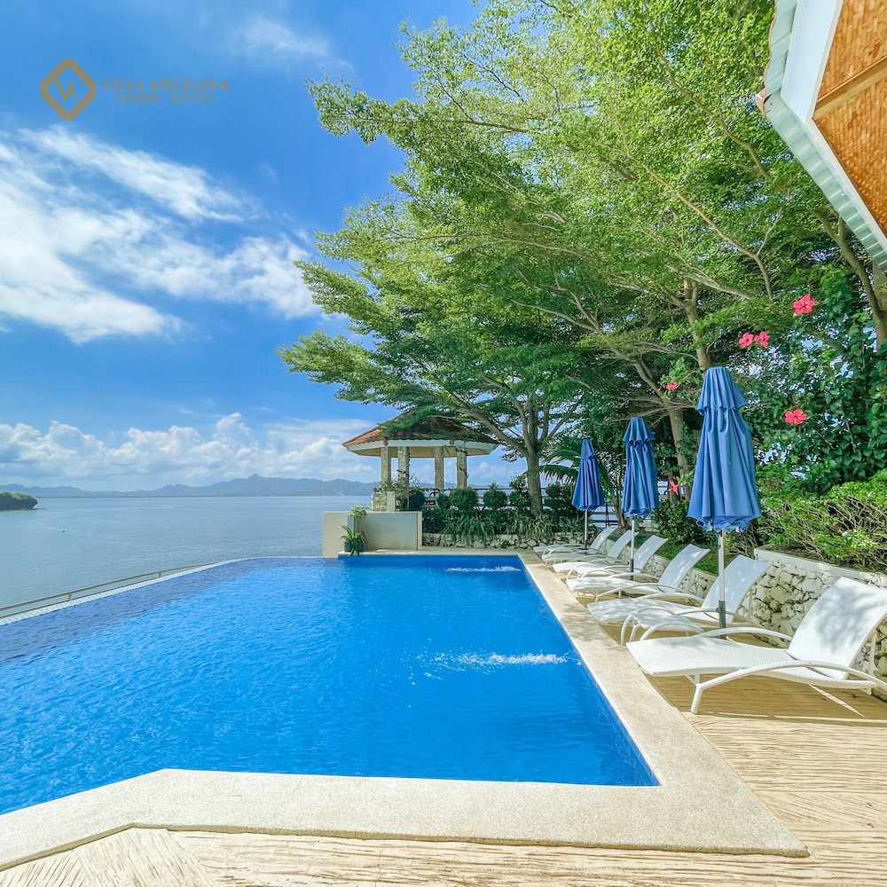 villa angelina luxury suites