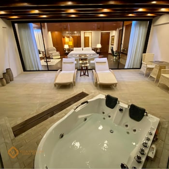 villa angelina luxury suites
