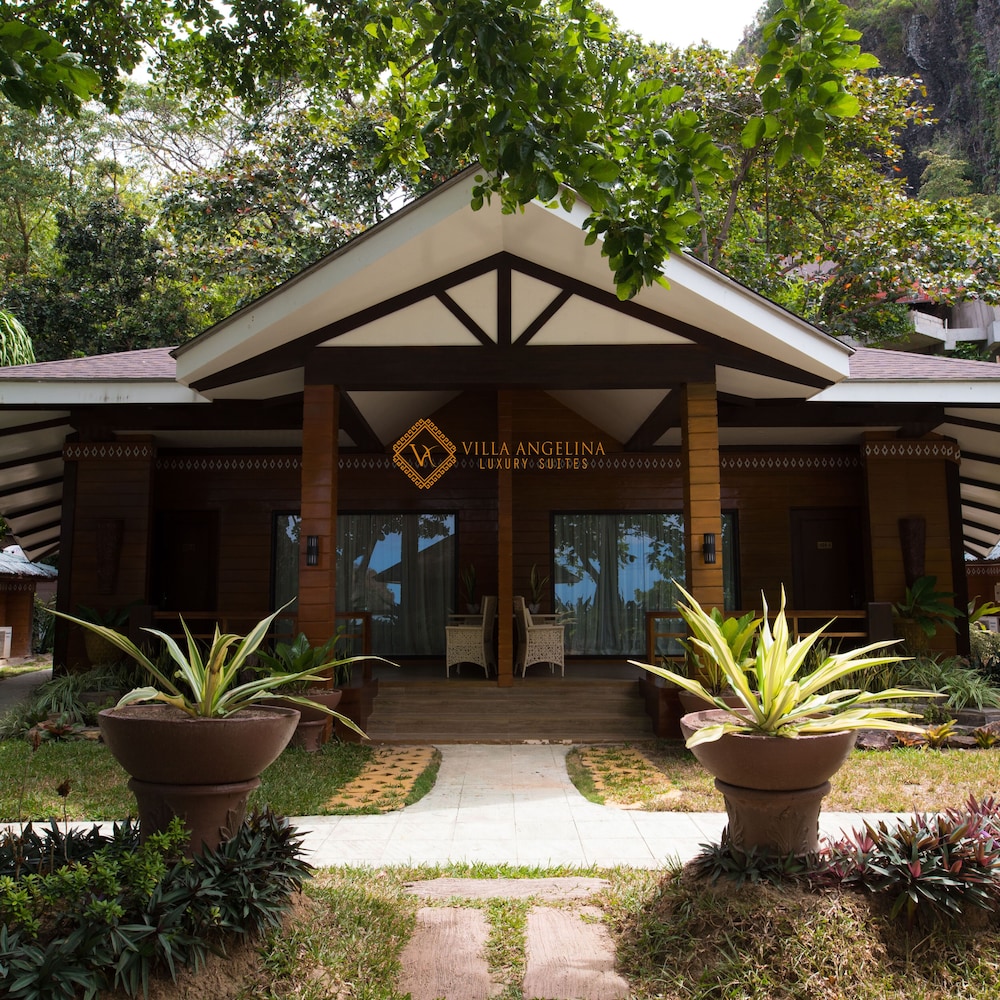 villa angelina luxury suites
