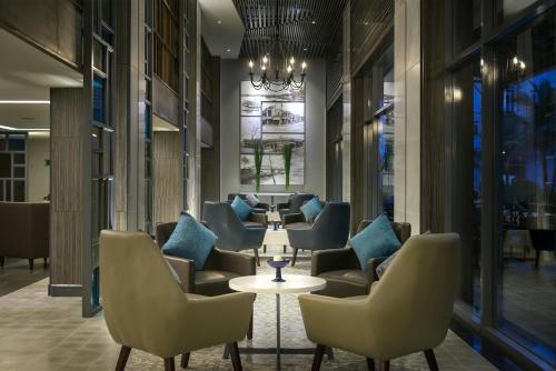 paradise suites hotel