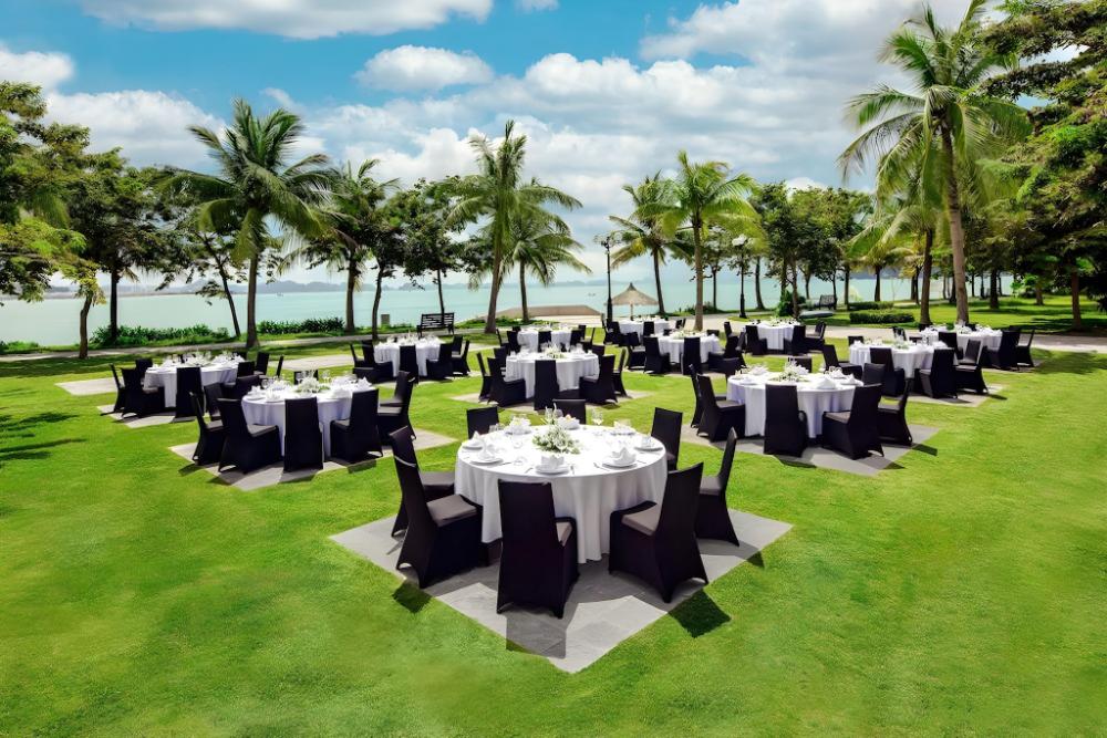 paradise suites hotel