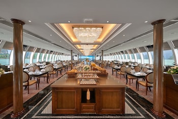 paradise suites hotel