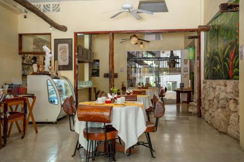 hotel museo xibalba