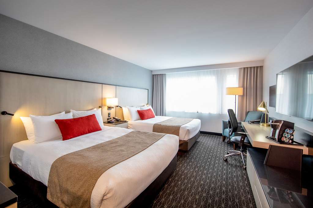 spark by hilton montreal brossard