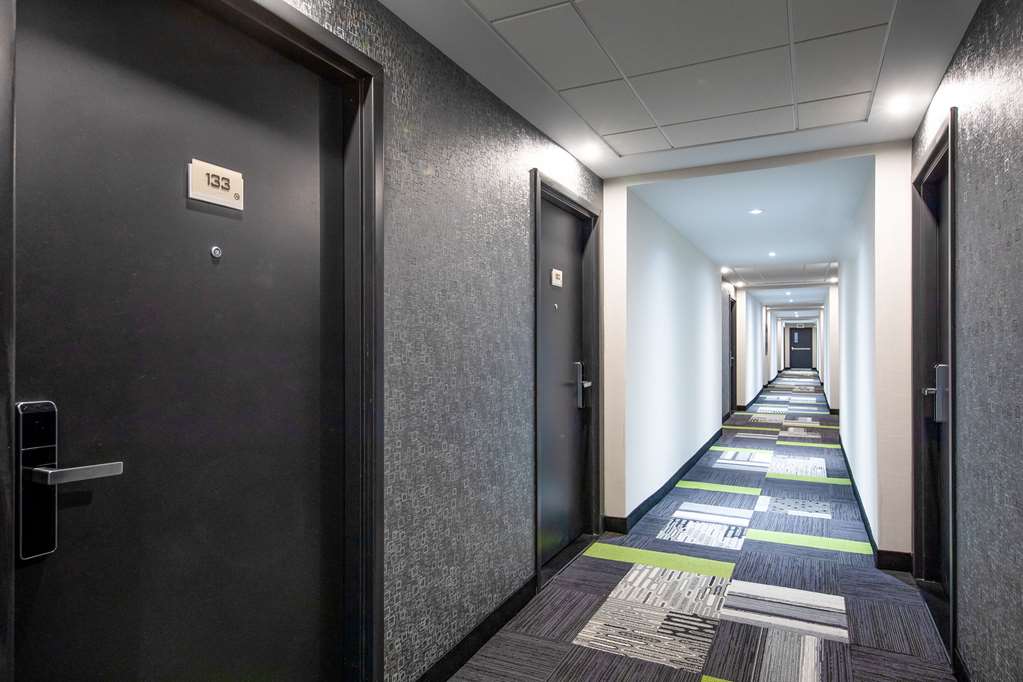 spark by hilton montreal brossard