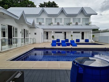 blu serenity villa