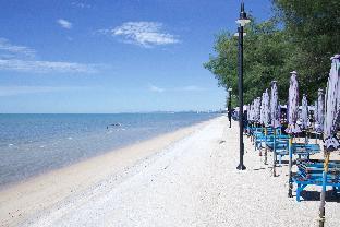 golden guesthouse by the beach cha am
