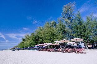 golden guesthouse by the beach cha am