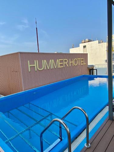 hummer hotel and apartment da nang beach