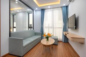 hummer hotel and apartment da nang beach