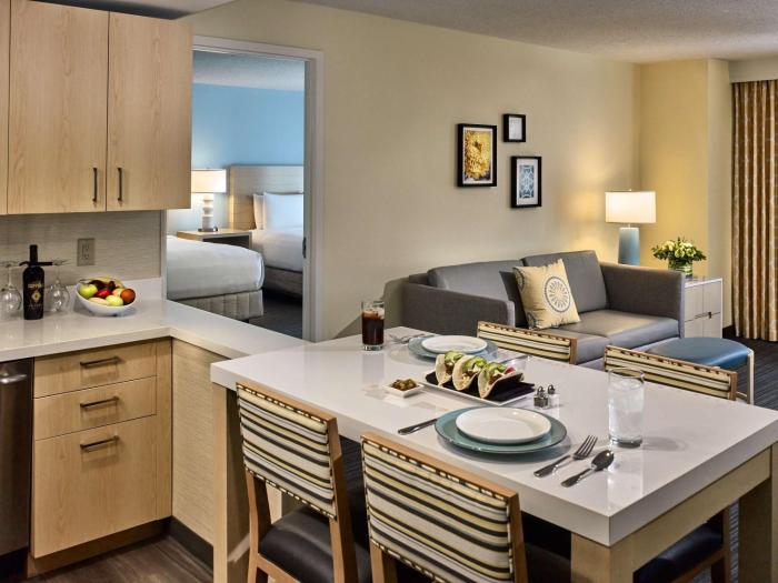 sonesta es suites new orleans downtown