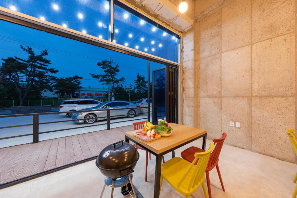 gangneung joeungot poolvilla