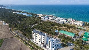 gangneung joeungot poolvilla