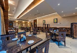 Hotel Grand Regal,,3 star