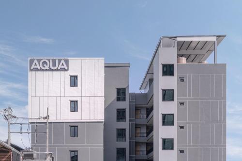 aqua residences