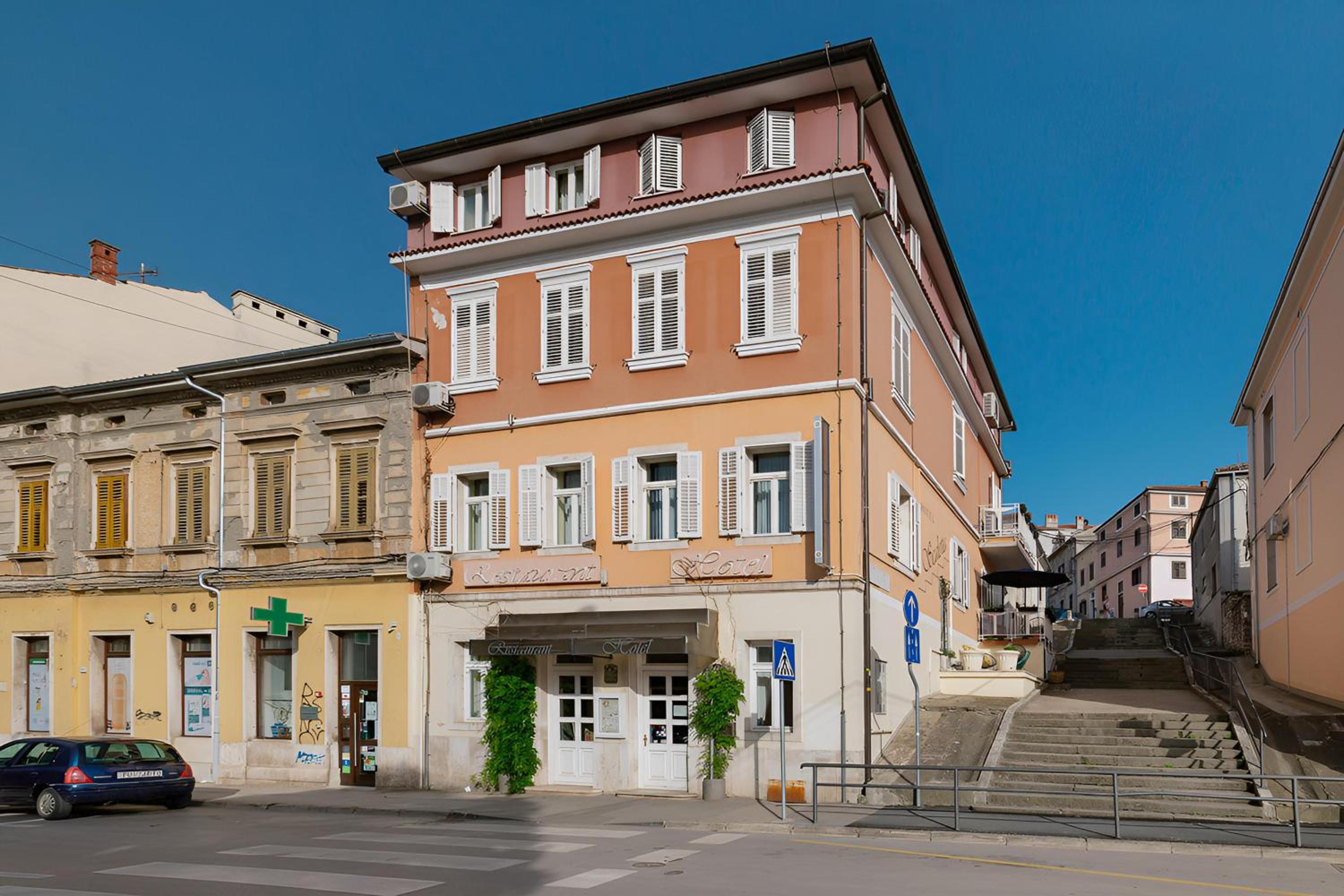 pula