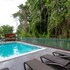 pineapple court hotel
