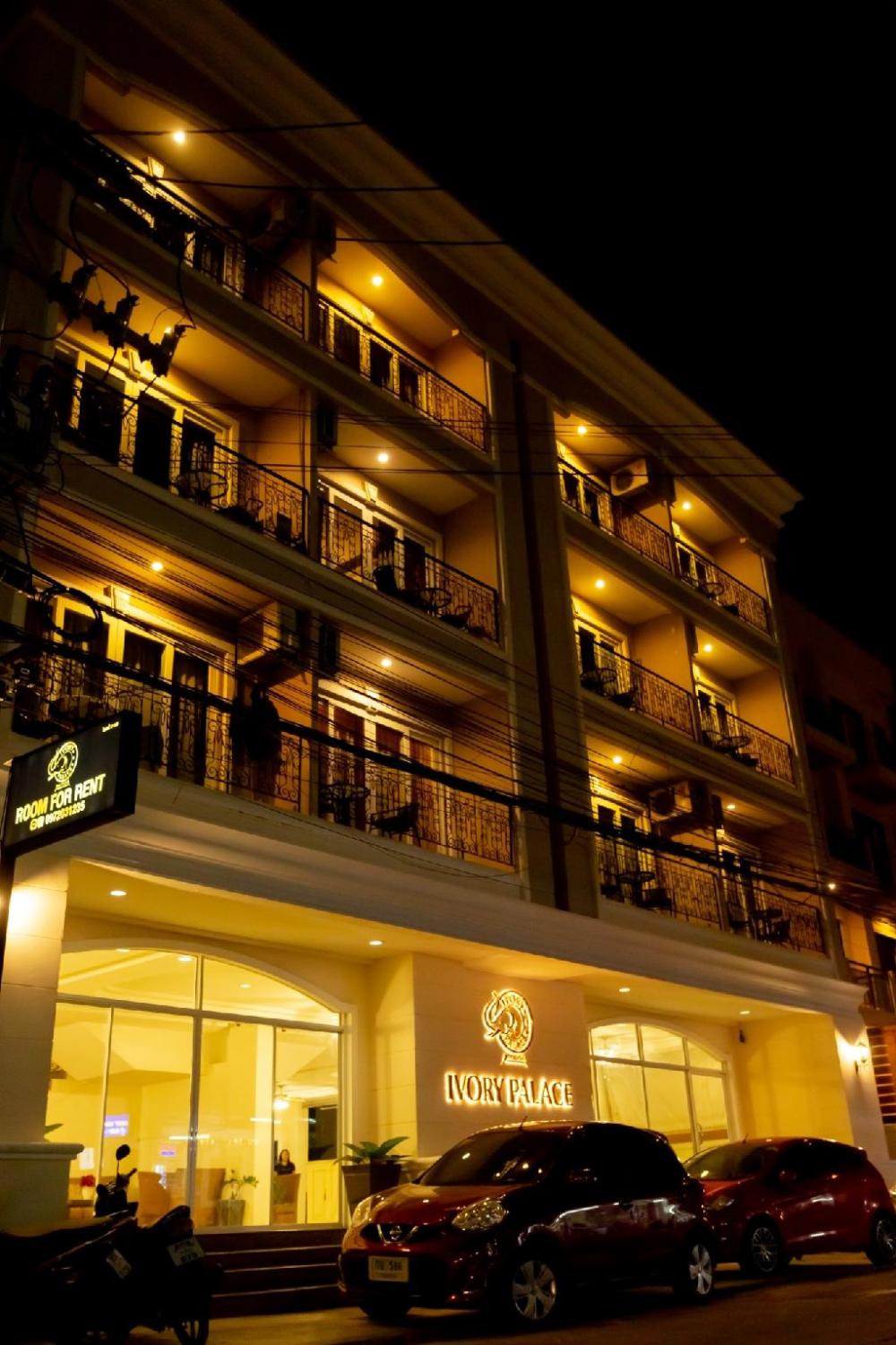 ivory palace hotel