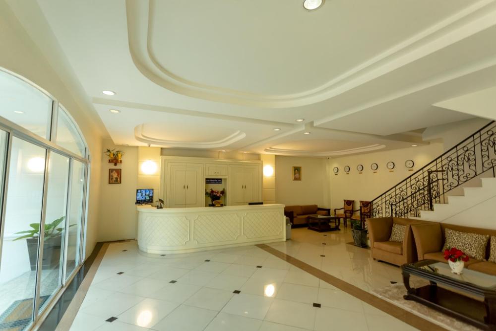 ivory palace hotel