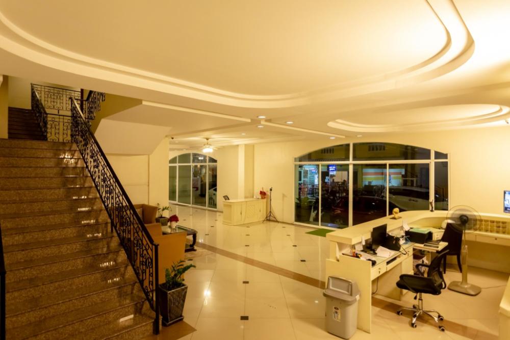 ivory palace hotel