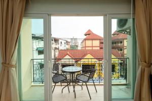 ivory palace hotel