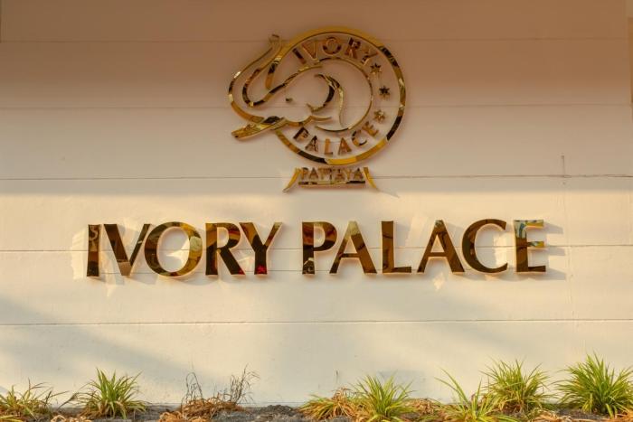 ivory palace hotel