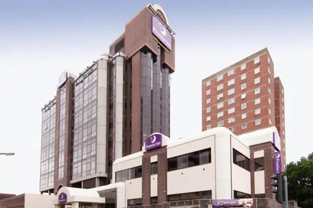 Premier Inn Sunbury - Kempton Park,Spelthorne>>London,3 star