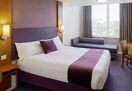 premier inn edinburgh airport m9 jct1