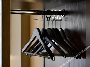 premier inn edinburgh airport m9 jct1