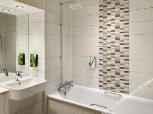 premier inn edinburgh airport m9 jct1