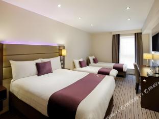 premier inn edinburgh airport m9 jct1