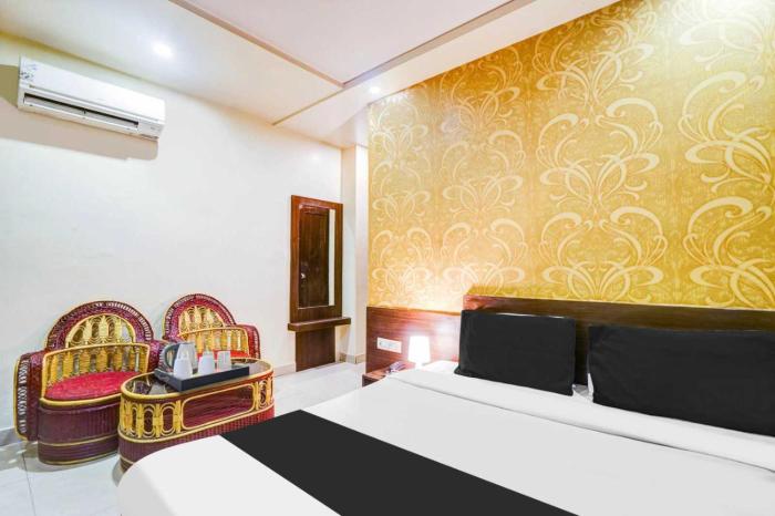 super collection o sindhi camp formerly hotel abhinandan inn