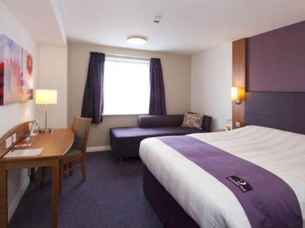 premier inn london ealing