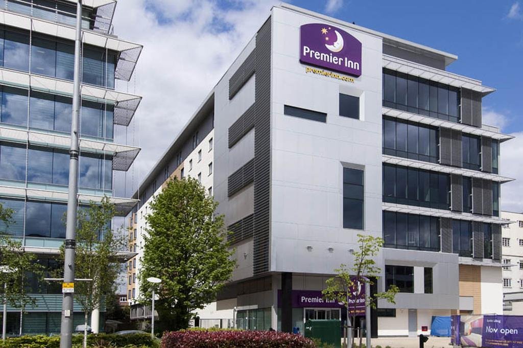premier inn london ealing