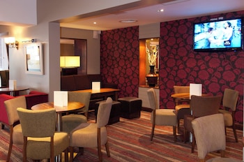 premier inn cardiff cc queen street