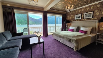 hofslund fjord hotel