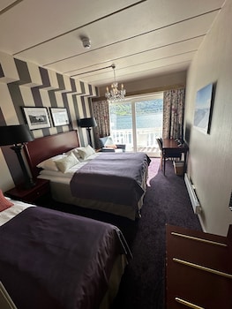 hofslund fjord hotel