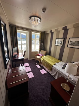 hofslund fjord hotel
